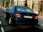 BMW 525i Sedan 2000 года
